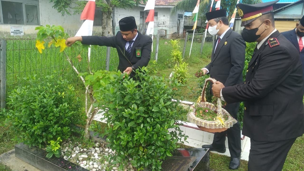 WhatsApp Image 2022-10-04 at 09.21.09.jpeg